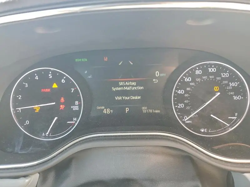 2019 TOYOTA AVALON XLE  