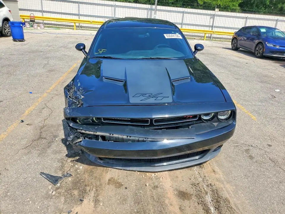 2015 DODGE CHALLENGER SXT  