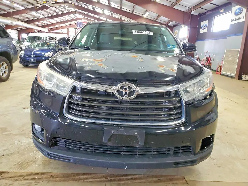 2014 TOYOTA HIGHLANDER LE PLUS  