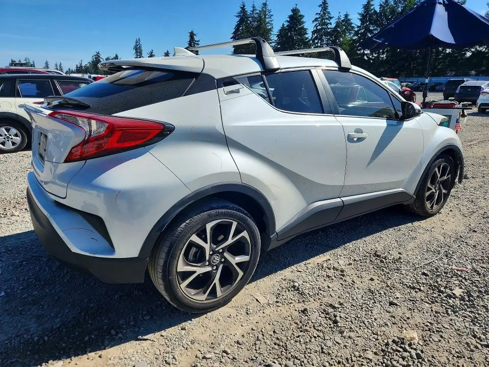 2018 TOYOTA C-HR XLE PREMIUM  