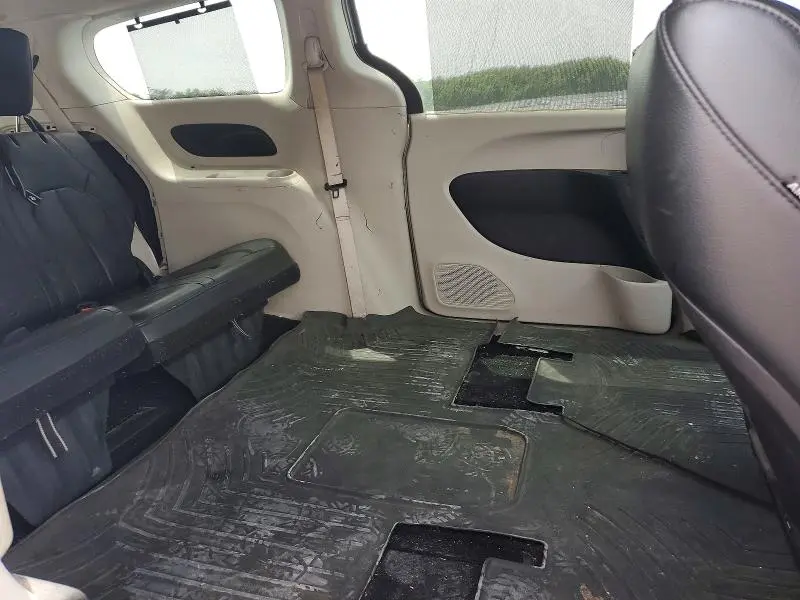 2017 CHRYSLER PACIFICA TOURING L  