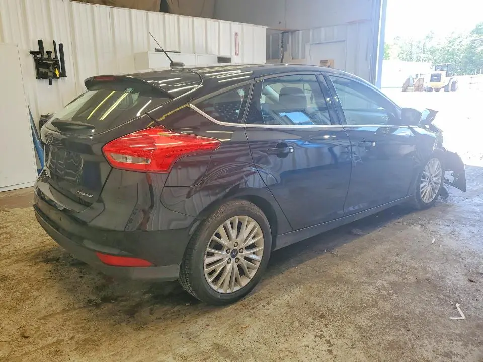 2018 FORD FOCUS TITANIUM  