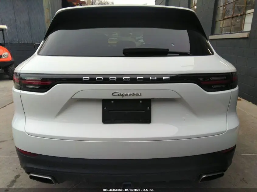 2020 PORSCHE CAYENNE  