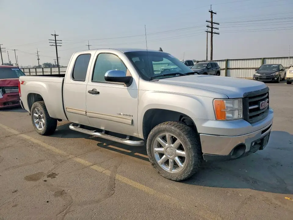 2013 GMC SIERRA K1500 SLE  
