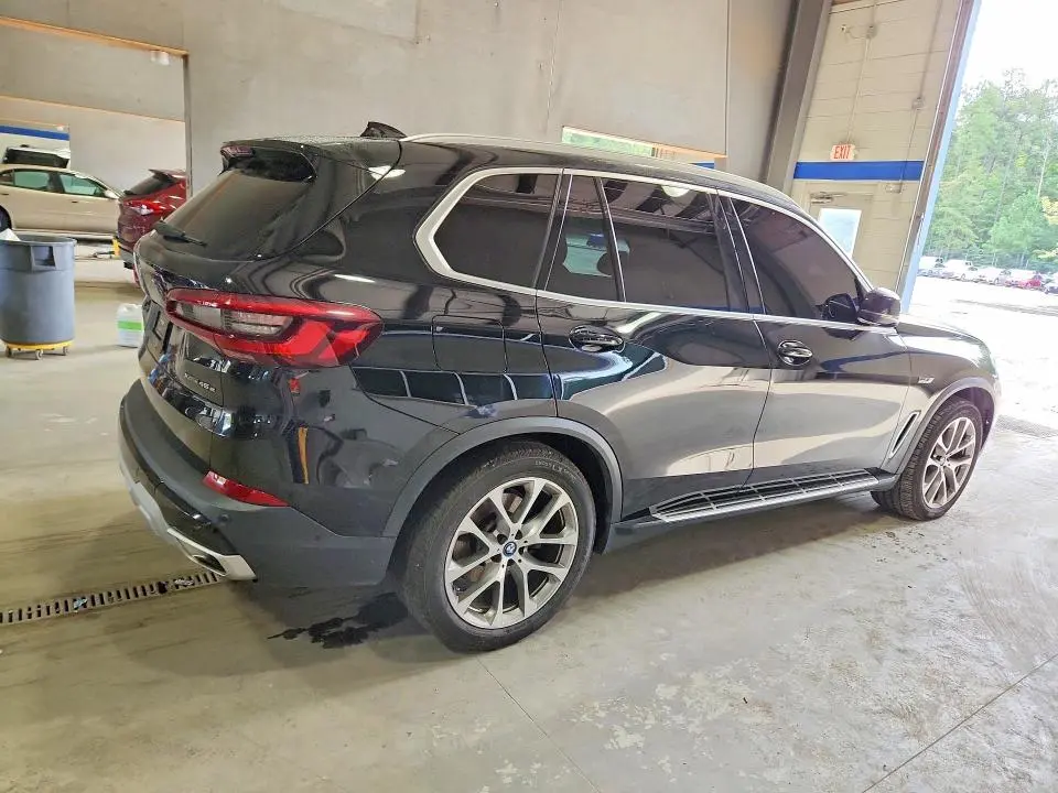 2023 BMW X5 XDRIVE45E  