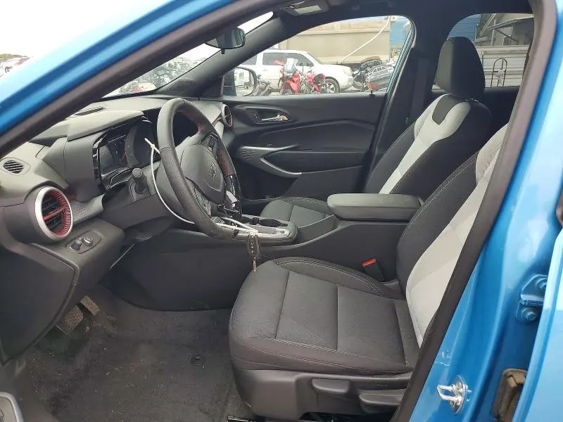 2025 CHEVROLET TRAX 1RS  
