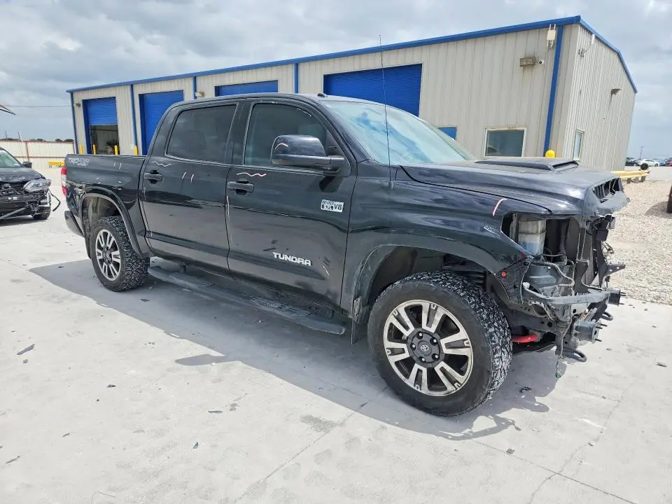 2019 TOYOTA TUNDRA SR5  