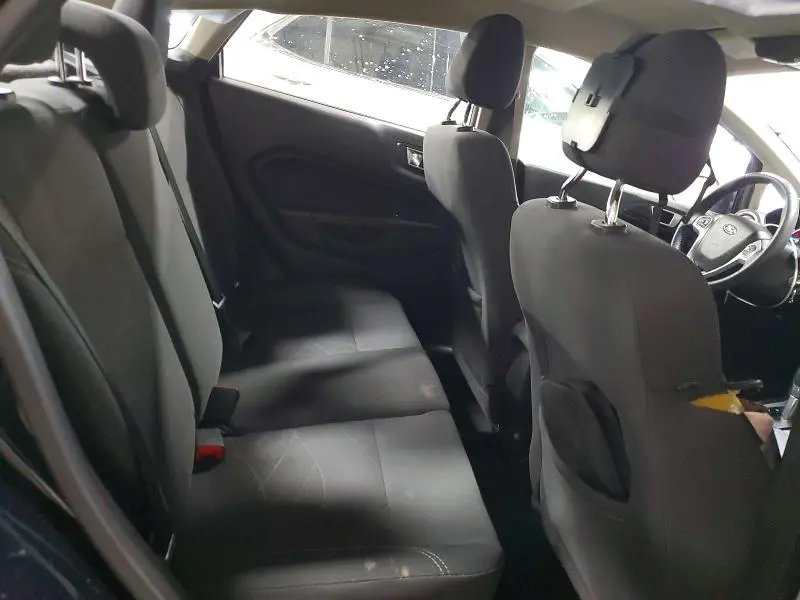 2016 FORD FIESTA SE  