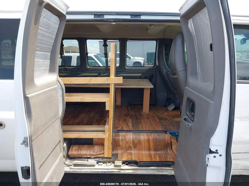 2019 CHEVROLET EXPRESS 3500 LT