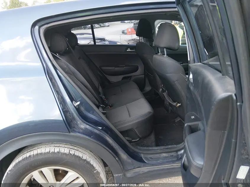 2017 KIA SPORTAGE LX
