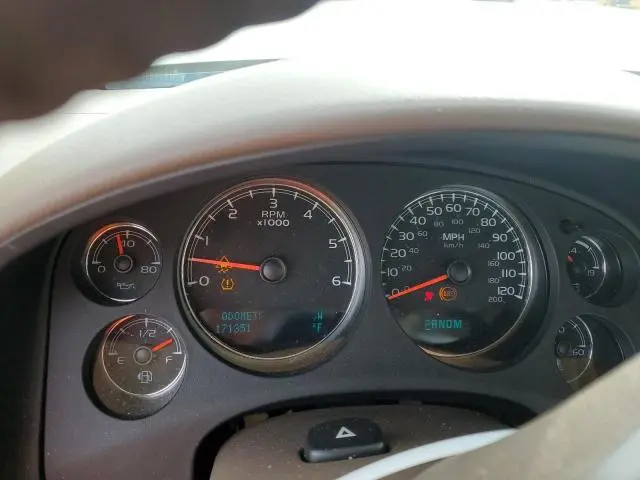 2011 GMC YUKON XL C1500 SLT  