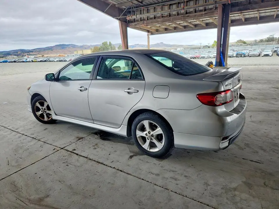 2013 TOYOTA COROLLA S  