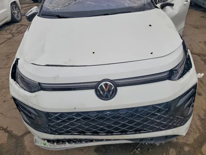 2025 VOLKSWAGEN TIGUAN SEL R-LINE BLACK  