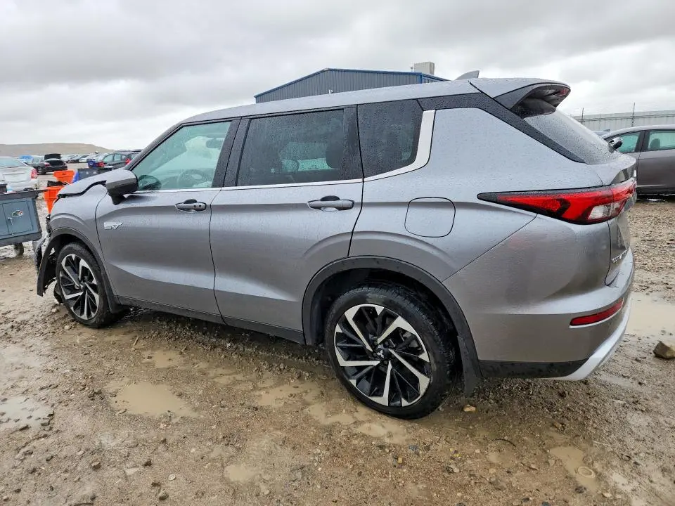 2023 MITSUBISHI OUTLANDER SE  