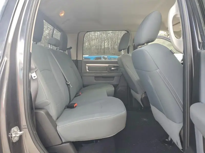 2020 RAM 1500 CLASSIC SLT  