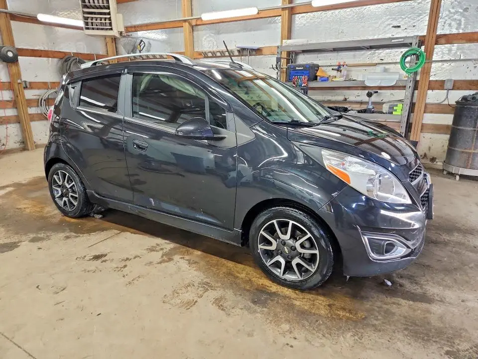 2013 CHEVROLET SPARK 2LT  