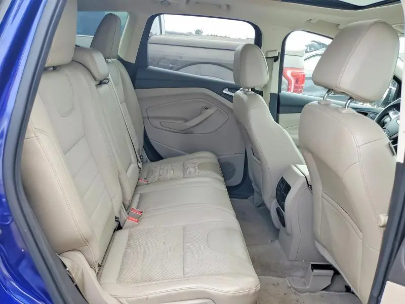 2016 FORD ESCAPE SE  