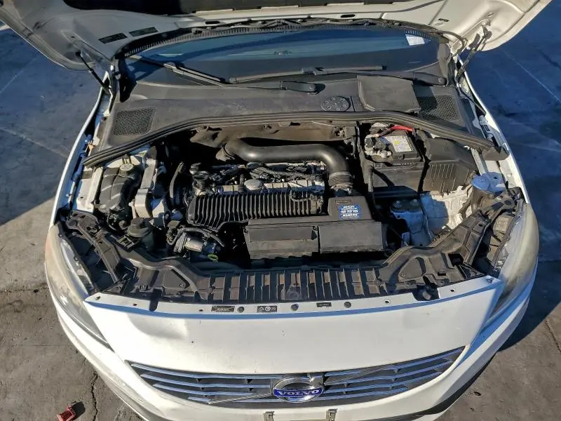 2014 VOLVO S60 T5  