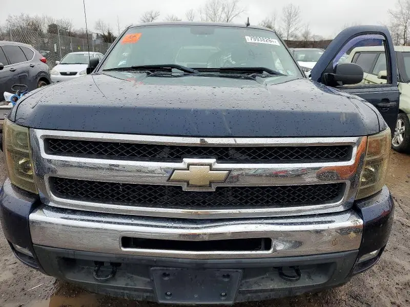 2011 CHEVROLET SILVERADO K1500 LT  