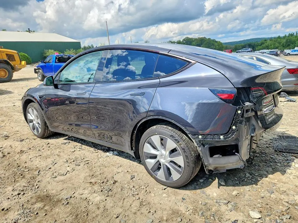 2024 TESLA MODEL Y   