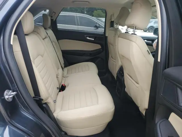 2024 FORD EDGE SE  