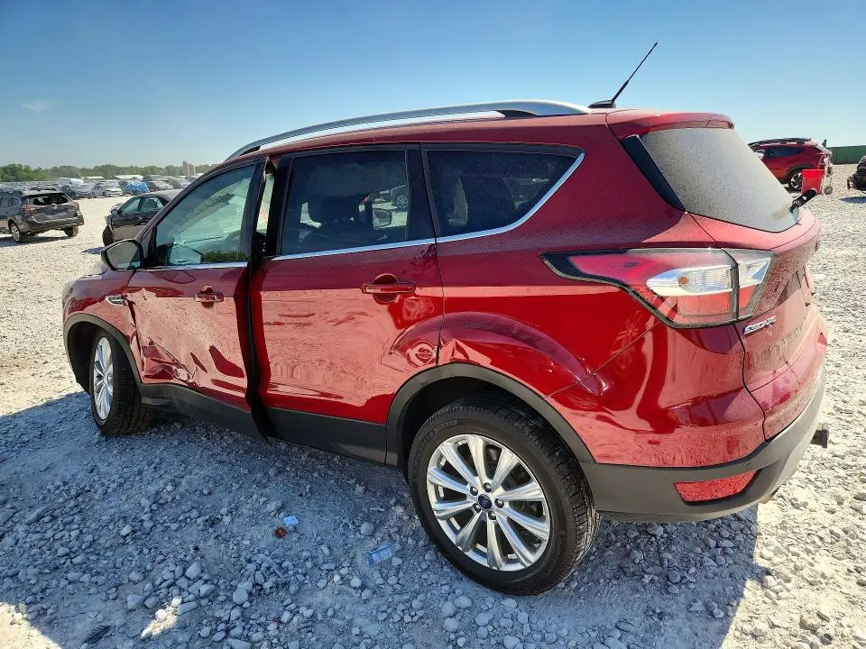 2017 FORD ESCAPE TITANIUM  