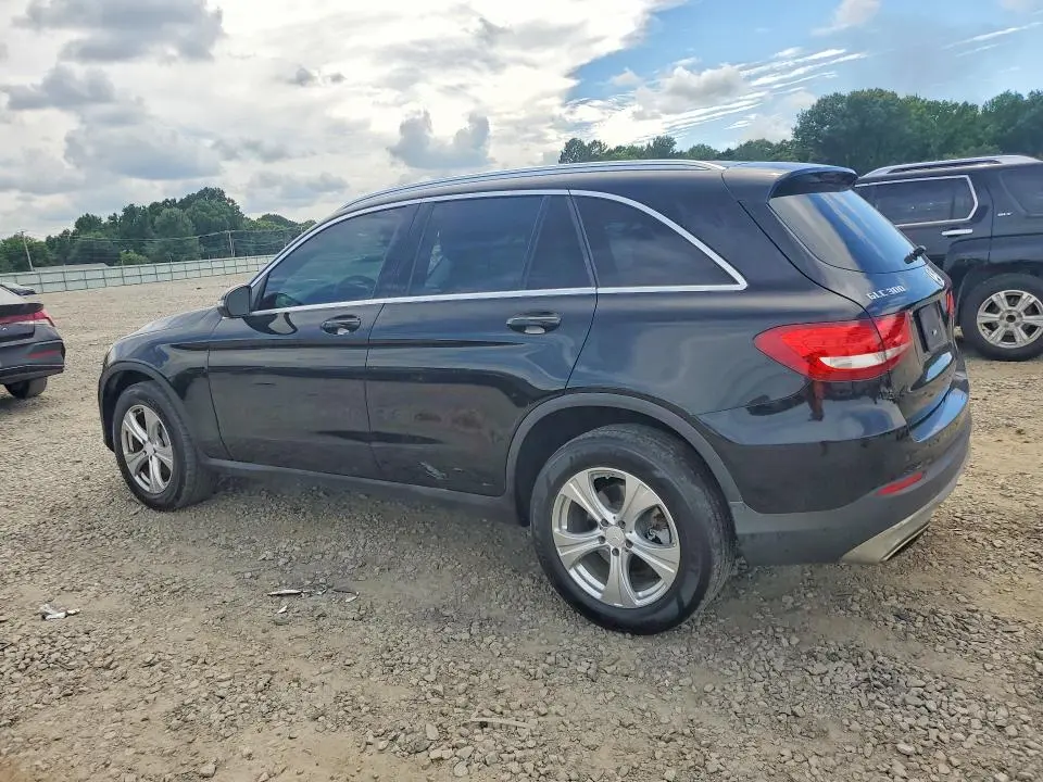 2016 MERCEDES-BENZ GLC 300  