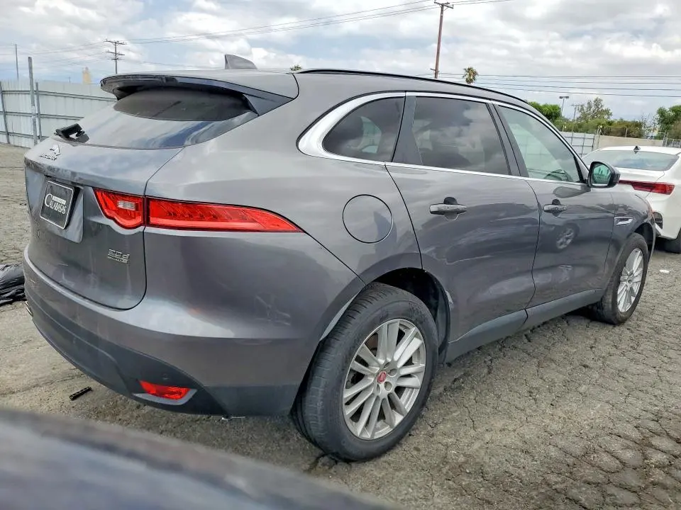2019 JAGUAR F-PACE PRESTIGE  