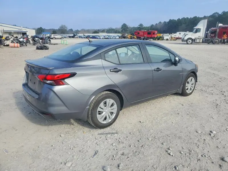 2020 NISSAN VERSA S  
