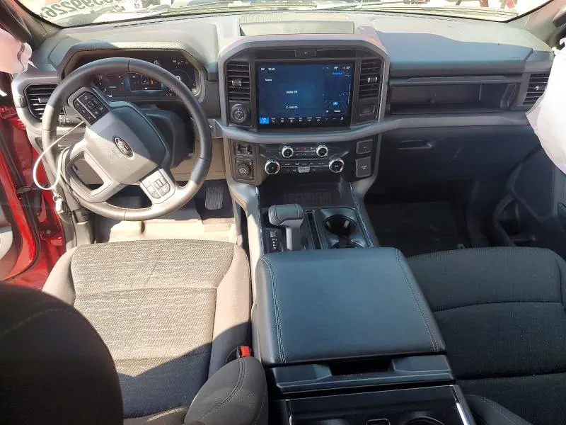 2025 FORD F150 XLT  
