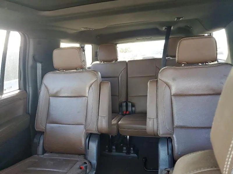 2023 CHEVROLET SUBURBAN 6.2L V8  HIGH COUNTRY
