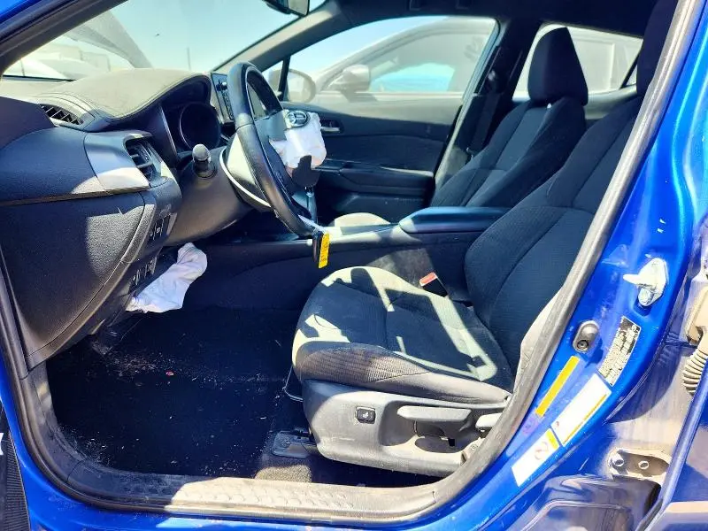2018 TOYOTA C-HR XLE PREMIUM  