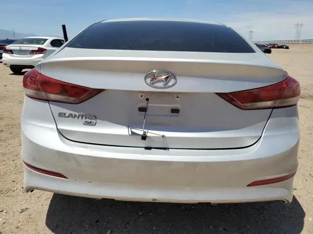 2018 HYUNDAI ELANTRA SE  
