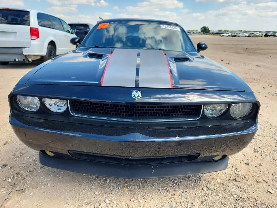 2010 DODGE CHALLENGER SE  