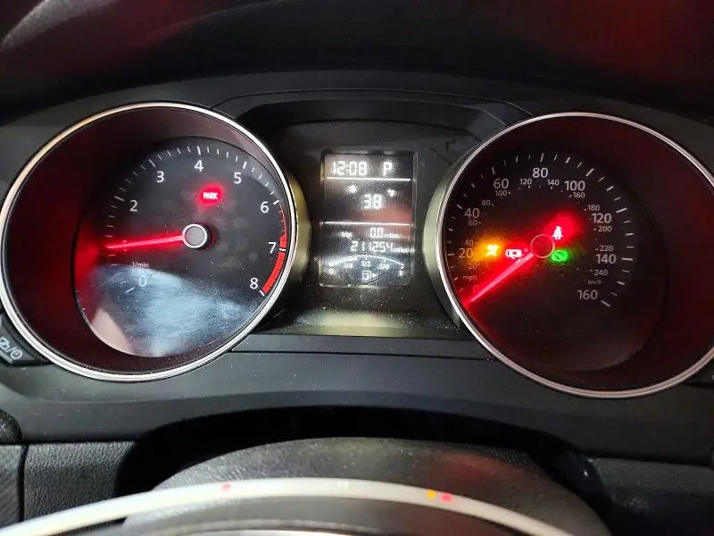 2015 VOLKSWAGEN JETTA BASE  