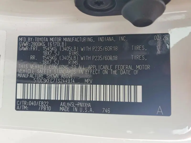 2026 TOYOTA SIENNA WOODLAND EDITION  