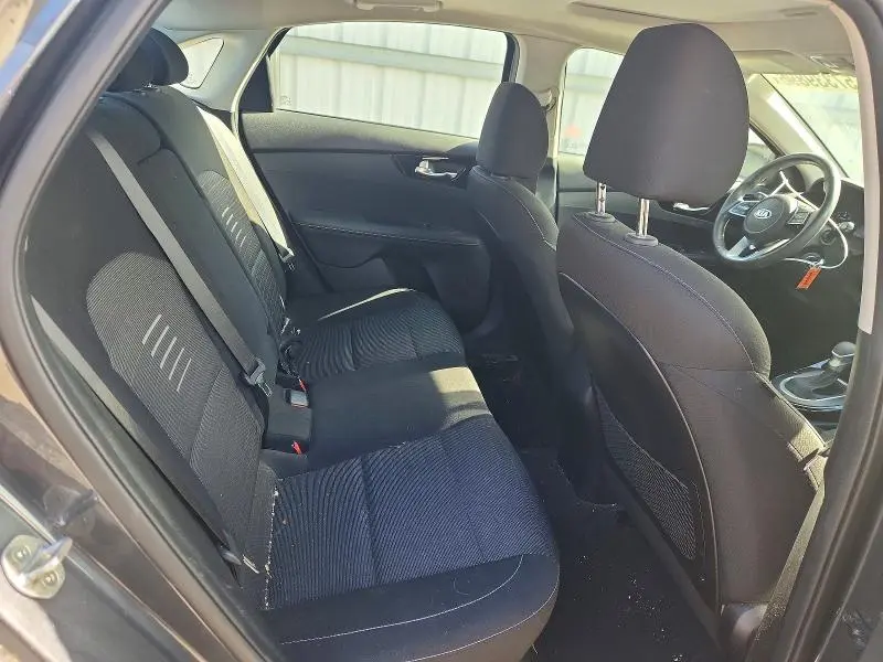 2019 KIA FORTE S  