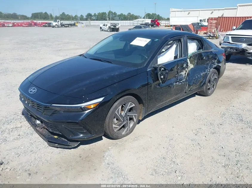 2024 HYUNDAI ELANTRA LIMITED