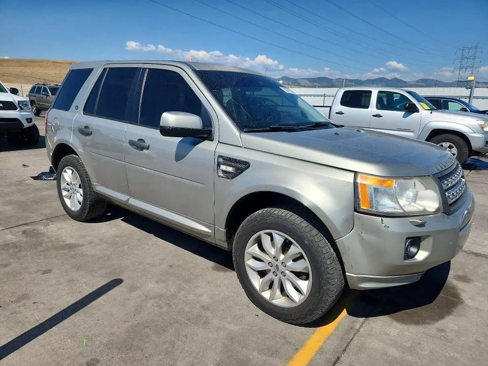 2011 LAND ROVER LR2 HSE  
