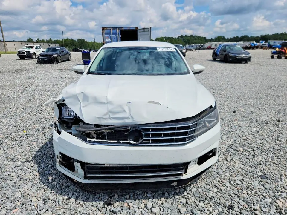 2016 VOLKSWAGEN PASSAT S  