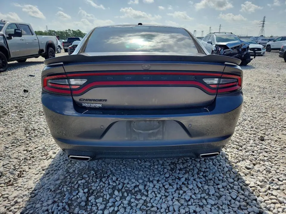 2021 DODGE CHARGER SXT  