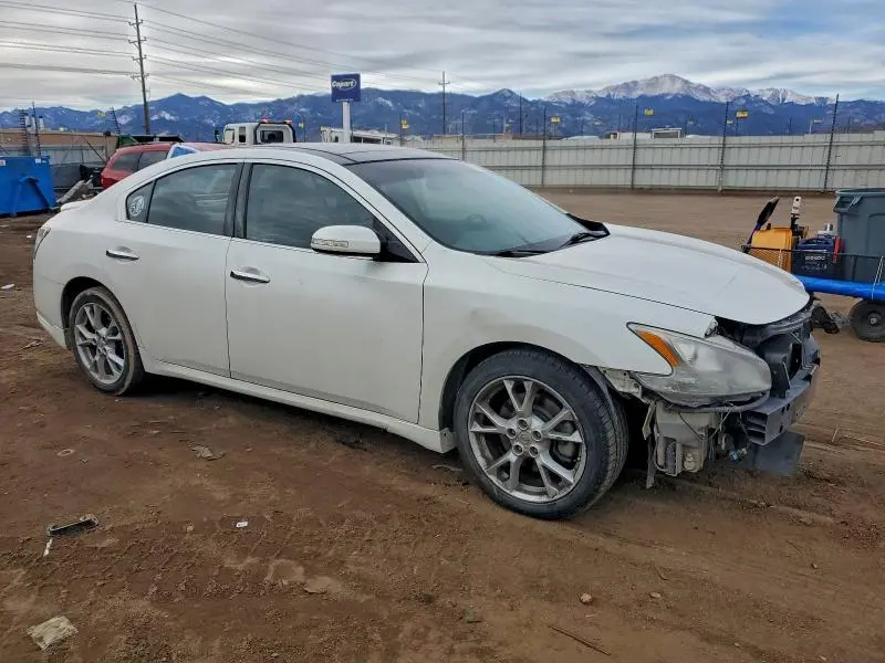 2014 NISSAN MAXIMA S  