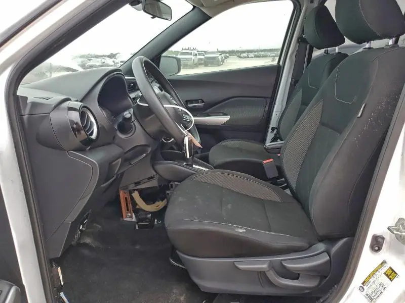 2020 NISSAN KICKS SV  