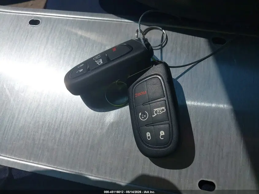 2022 JEEP CHEROKEE LATITUDE LUX FWD