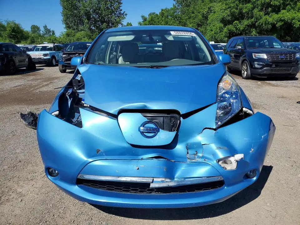 2012 NISSAN LEAF SV  