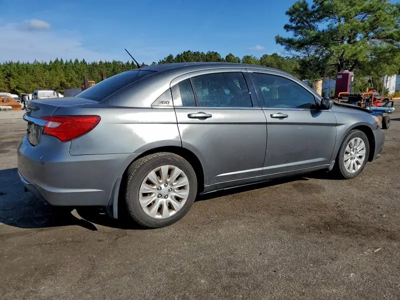 2013 CHRYSLER 200 LX  