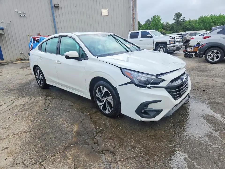 2024 SUBARU LEGACY PREMIUM  