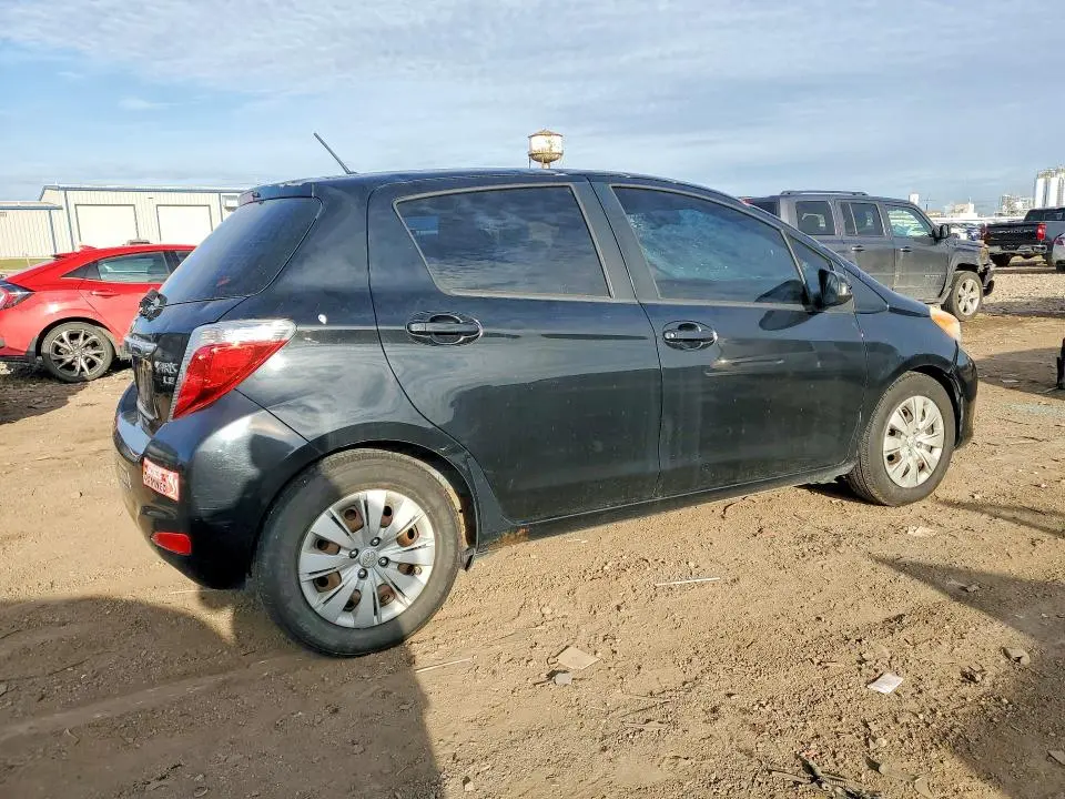 2013 TOYOTA YARIS 5-DOOR LE  