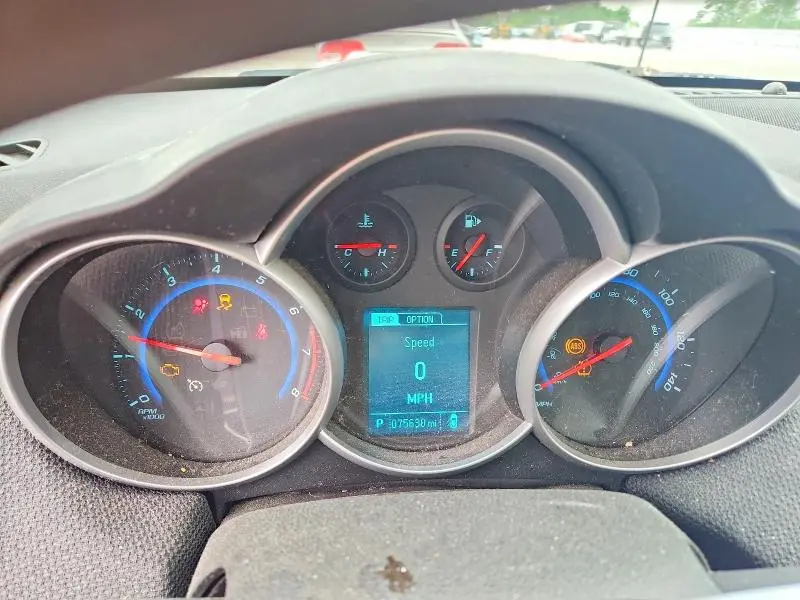 2015 CHEVROLET CRUZE LT  
