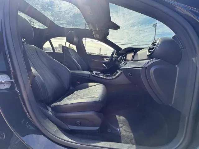 2017 MERCEDES-BENZ E 300 4MATIC  